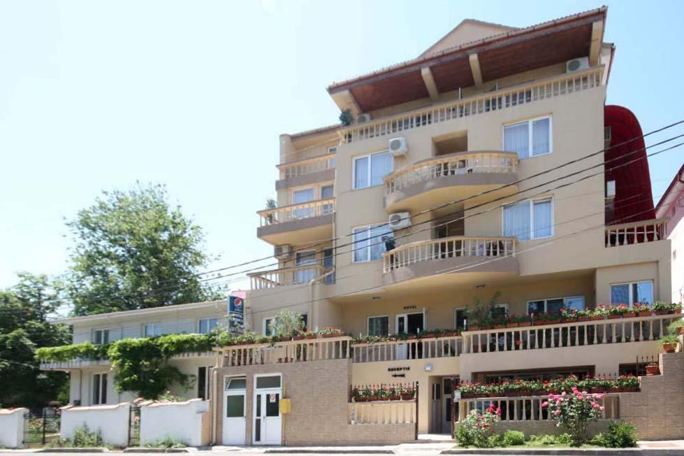 Hotel Dynes Észak-Eforie Kültér fotó
