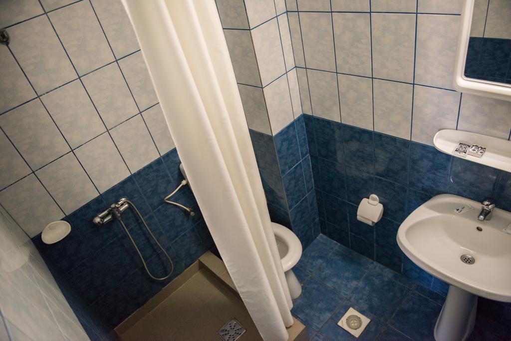 Hotel Dynes Észak-Eforie Kültér fotó